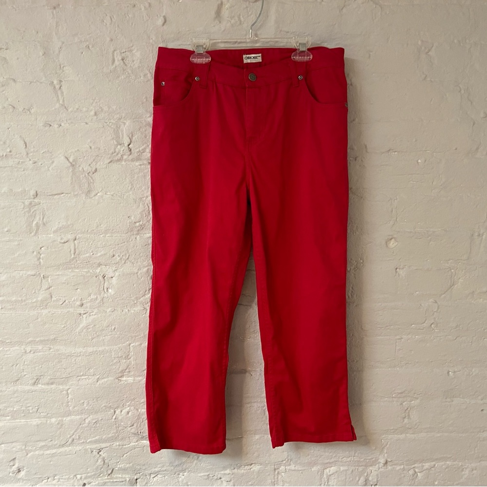 Red cropped jeans